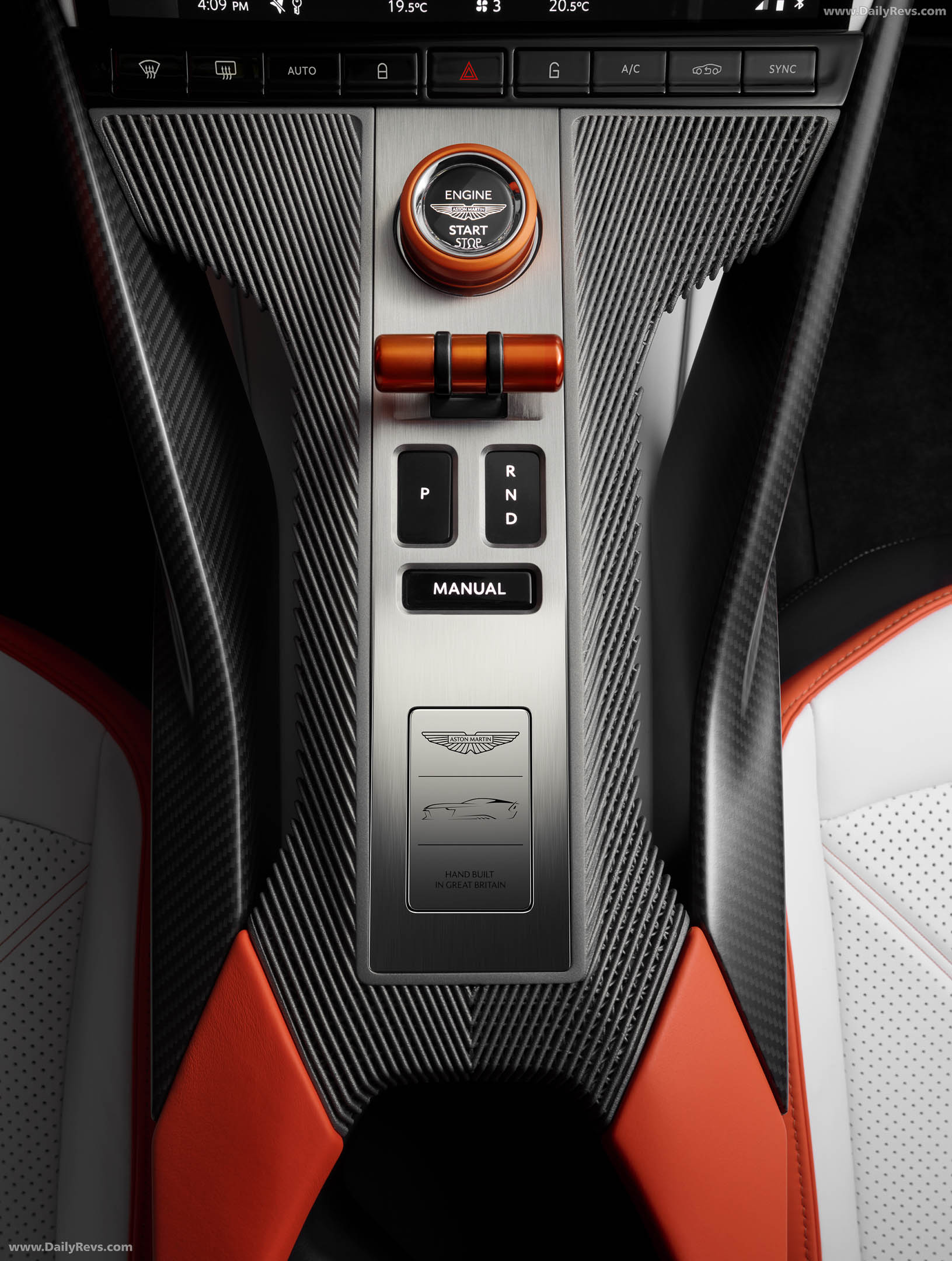 2028 Aston Martin Valen Interior